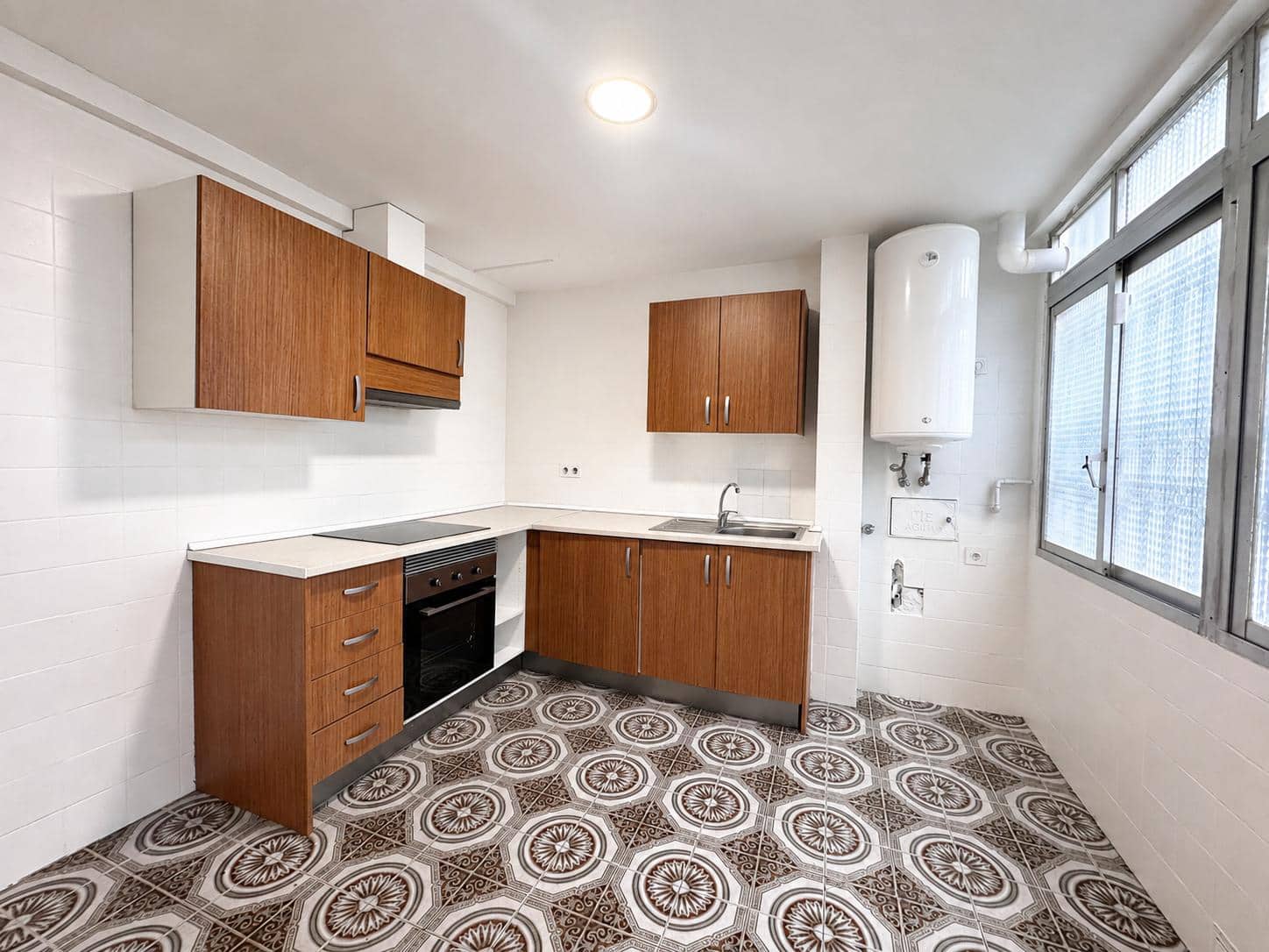 3 sovrum Lägenhet till salu i Alicante stad - 170 000 € (Ref: 10001011)