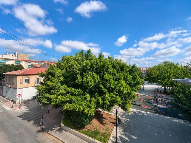 Piso de 3 habitaciones en Alicante / Alacant ciudad en venta - 170.000 € (Ref: 10001011)