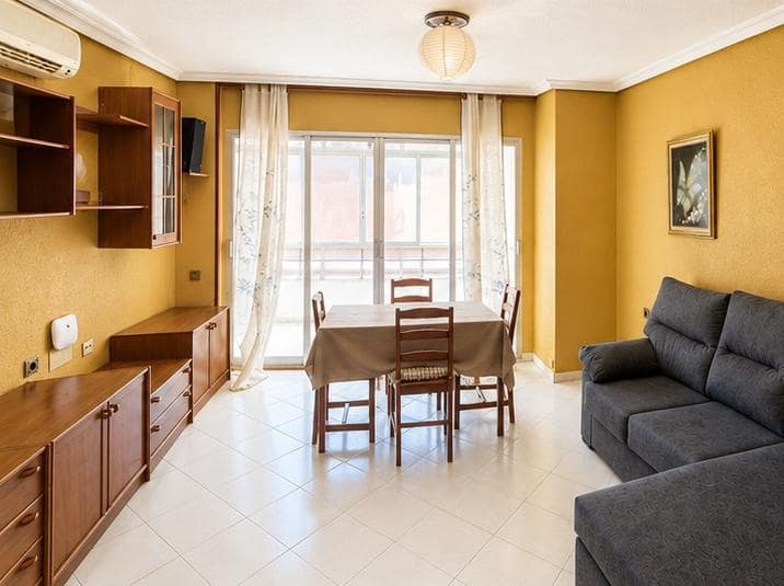 3 sovrum Lägenhet till salu i Alicante stad - 125 000 € (Ref: 10023388)