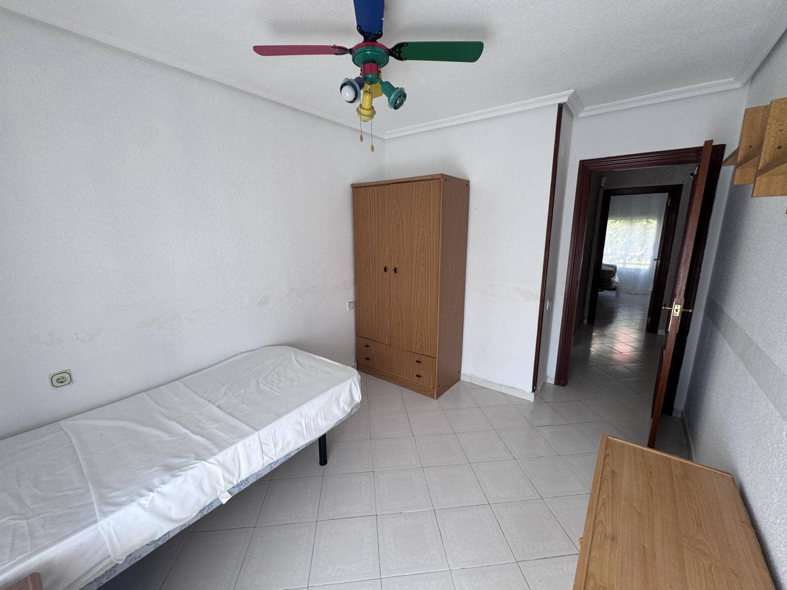 3 sovrum Lägenhet till salu i Alicante stad - 125 000 € (Ref: 10023388)