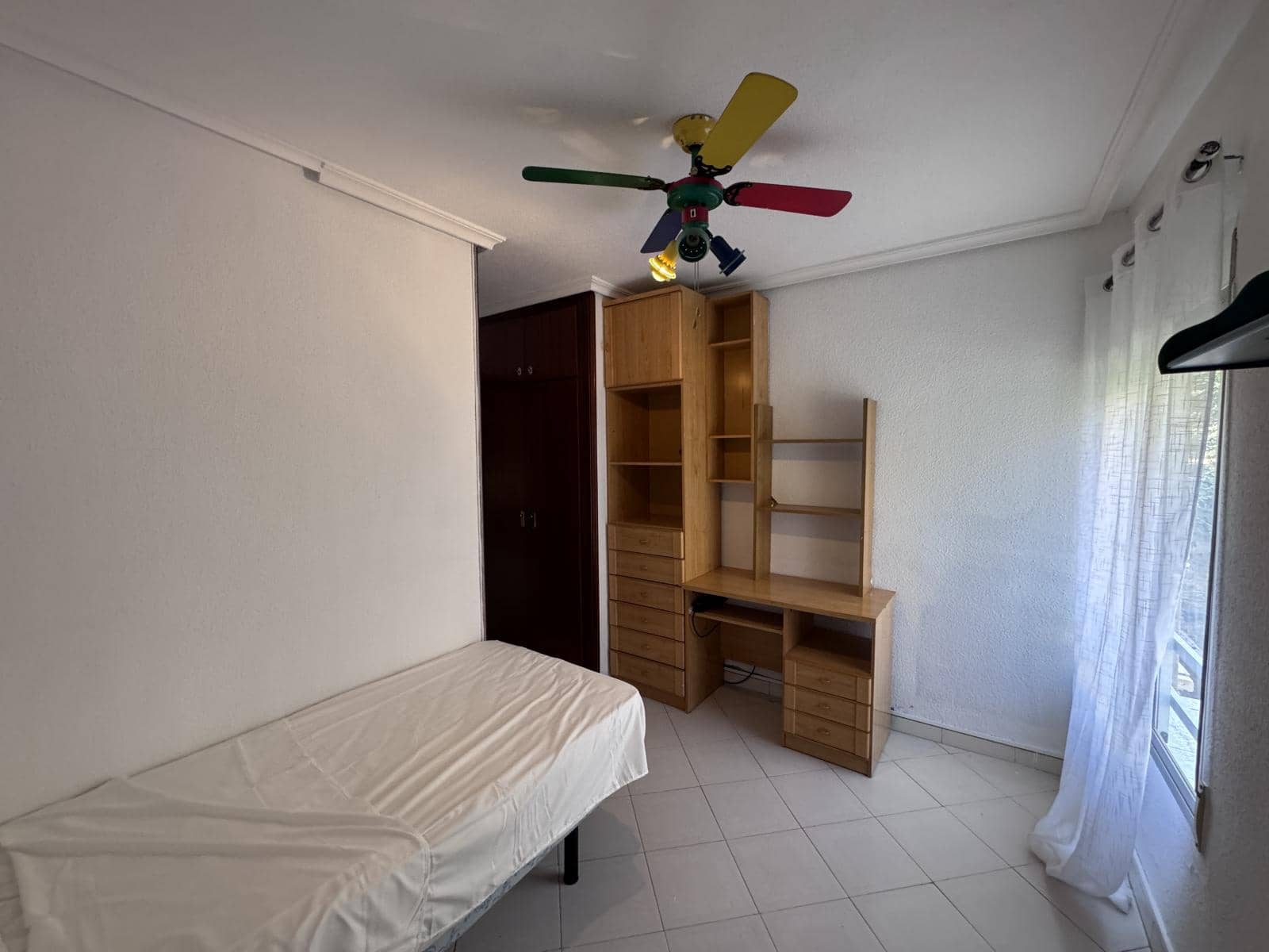3 sovrum Lägenhet till salu i Alicante stad - 125 000 € (Ref: 10023388)