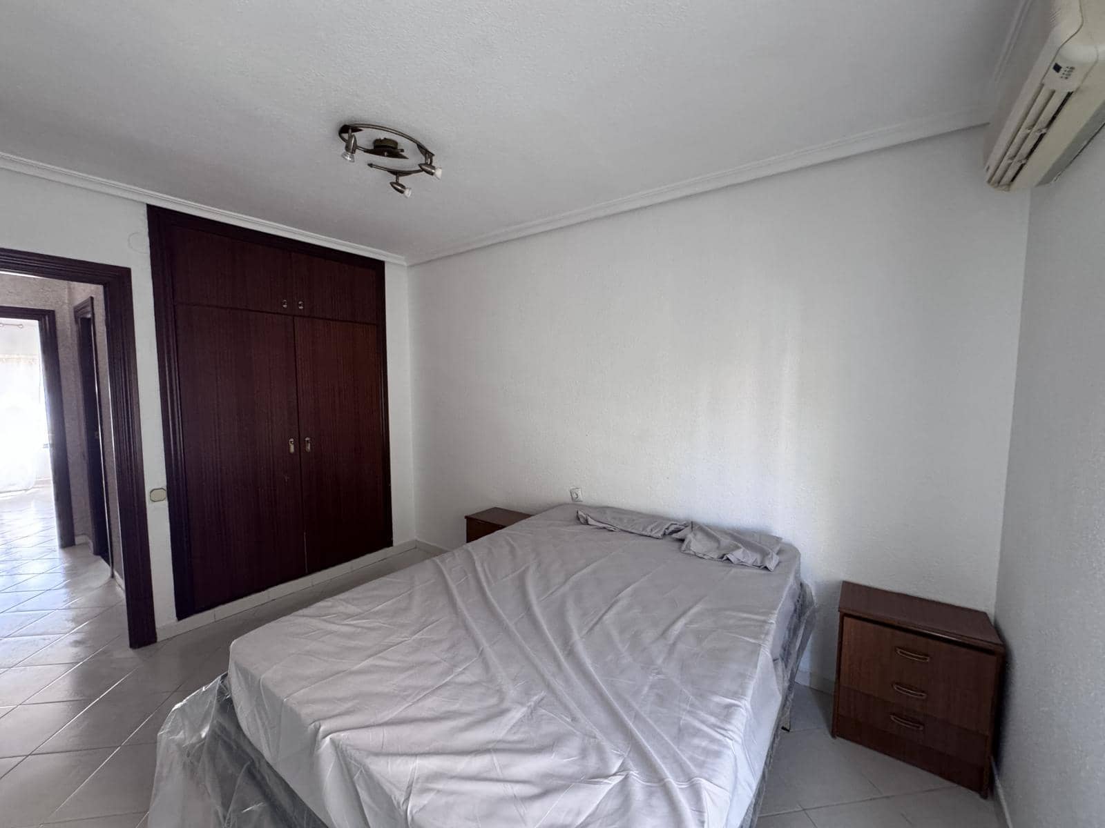 3 sovrum Lägenhet till salu i Alicante stad - 125 000 € (Ref: 10023388)