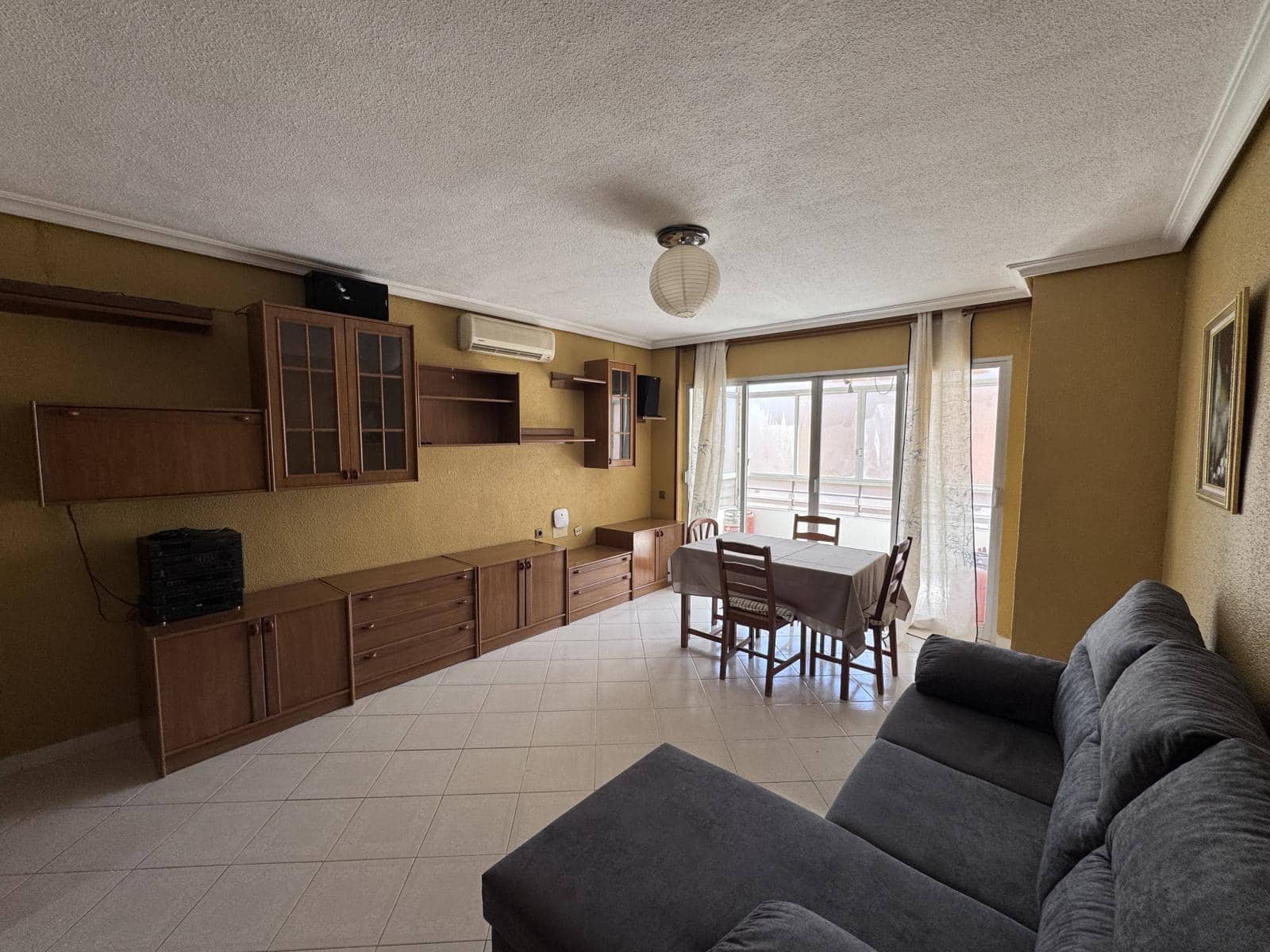 3 sovrum Lägenhet till salu i Alicante stad - 125 000 € (Ref: 10023388)