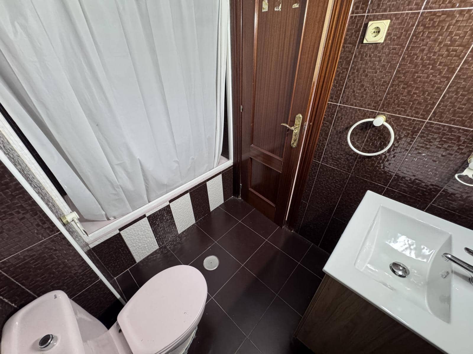 3 sovrum Lägenhet till salu i Alicante stad - 125 000 € (Ref: 10023388)