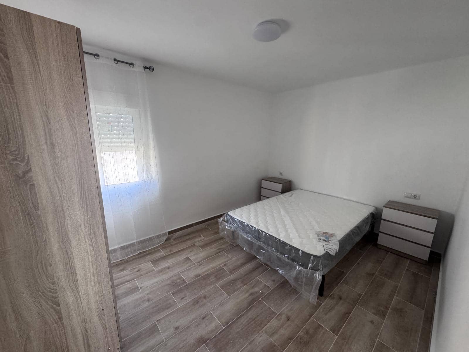 3 bedroom Flat for sale in Alicante / Alacant city - € 129,000 (Ref: 10097333)