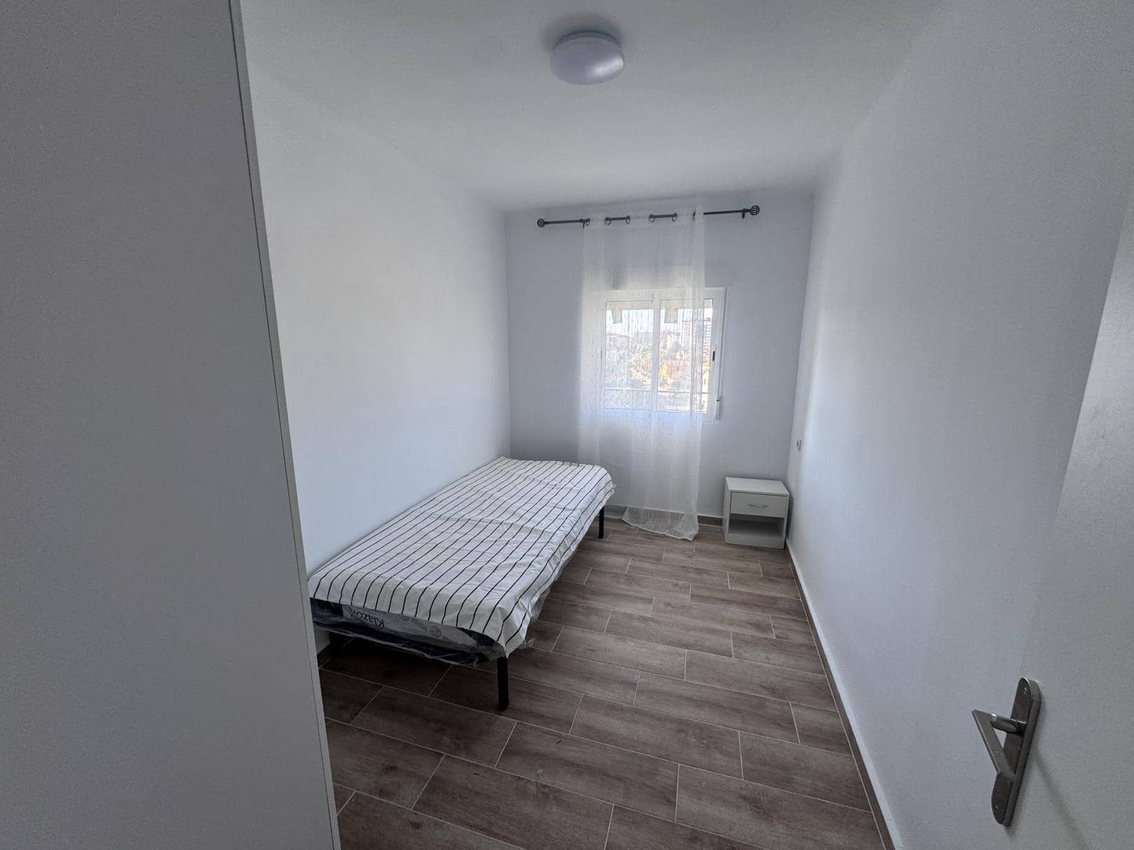 3 bedroom Flat for sale in Alicante / Alacant city - € 129,000 (Ref: 10097333)