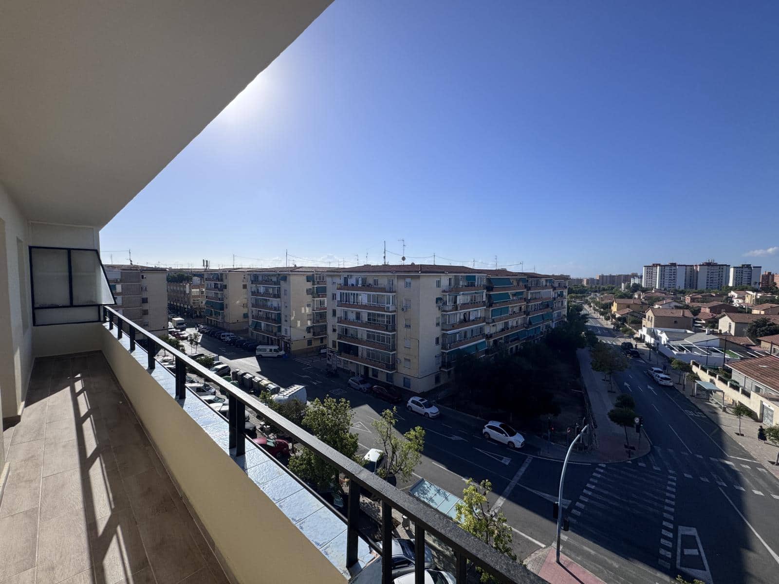 3 bedroom Flat for sale in Alicante / Alacant city - € 129,000 (Ref: 10097333)