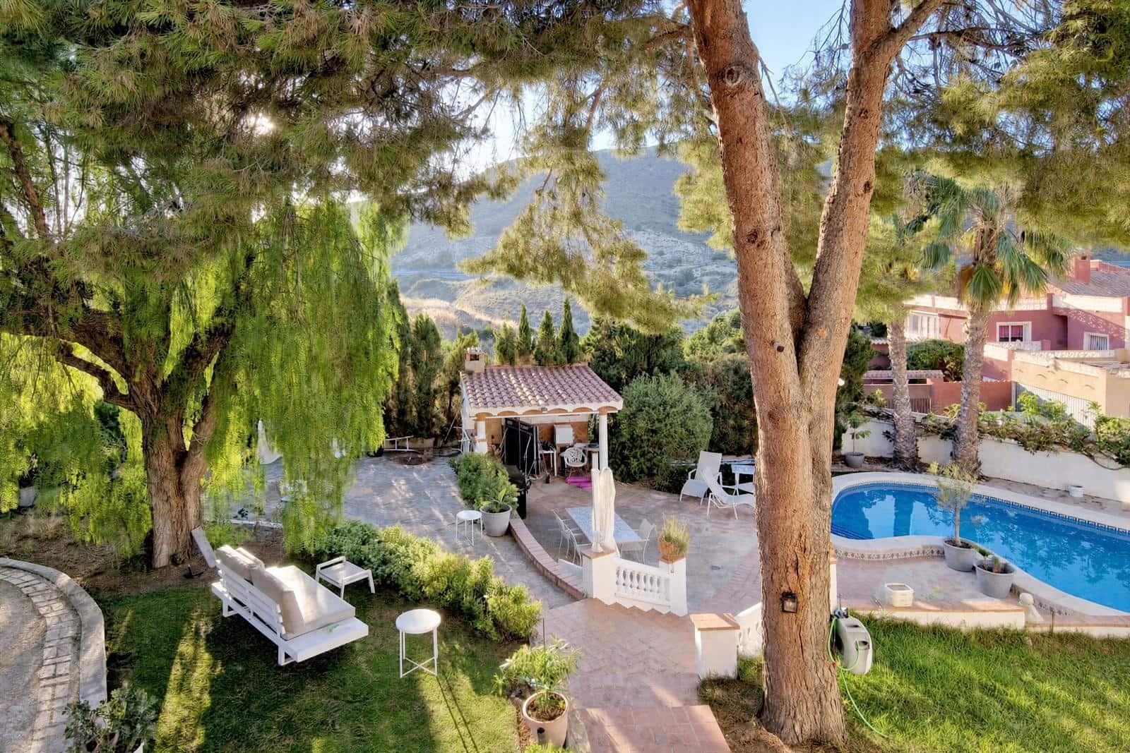 4 soverom Villa til salgs i El Campello med svømmebasseng - € 549 000 (Ref: 10134959)