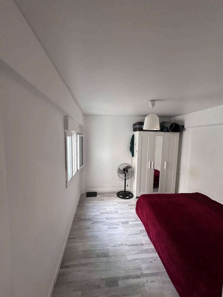Piso de 3 habitaciones en València ciudad en venta - 185.000 € (Ref: 10176100)