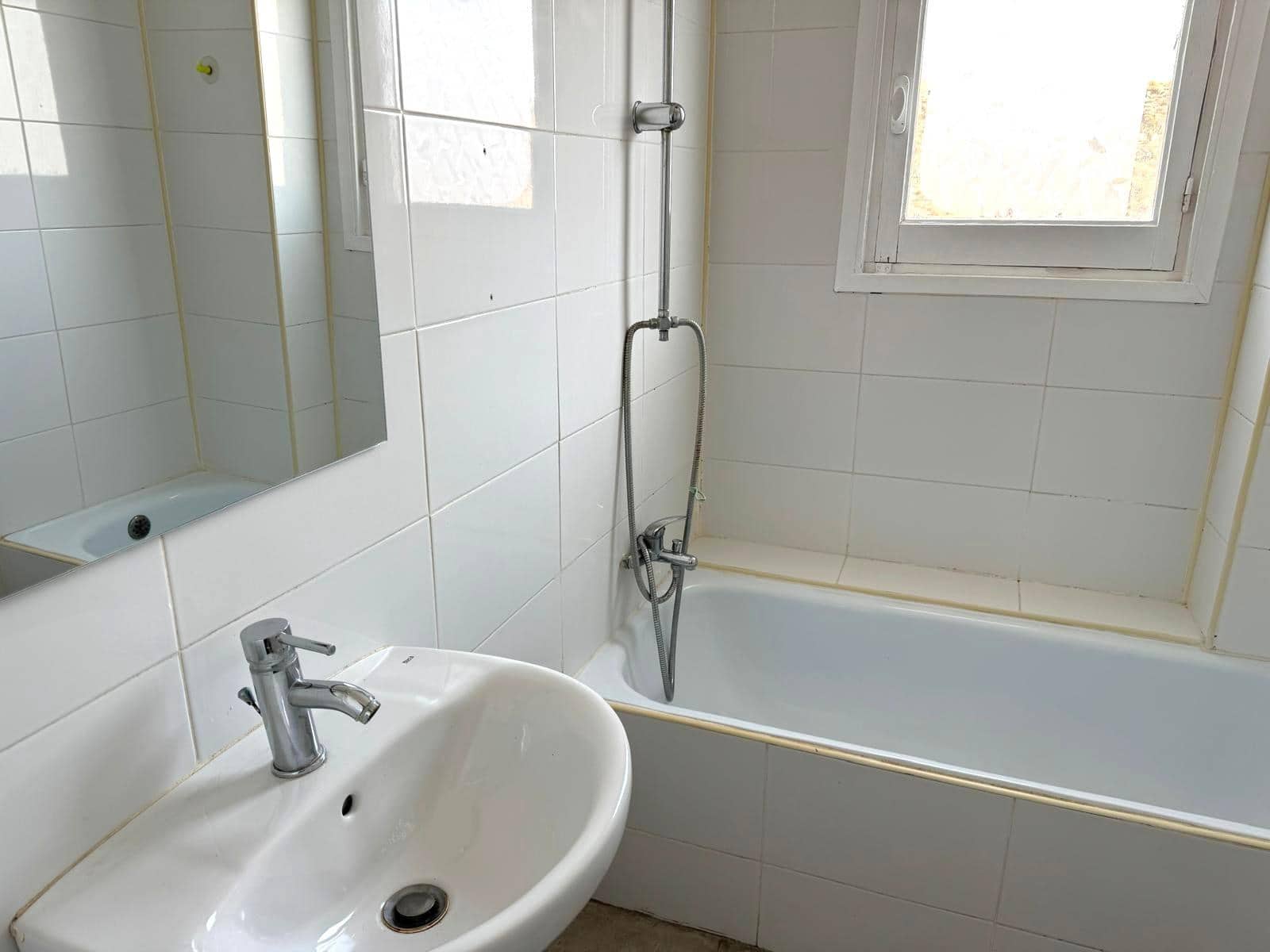 3 soverom Leilighet til salgs i Alicante by - € 87 900 (Ref: 8891439)