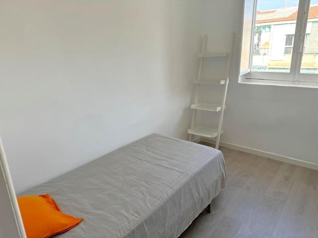 3 soverom Leilighet til salgs i Colonia Requena, Alicante by - € 87 900 (Ref: 8891439)