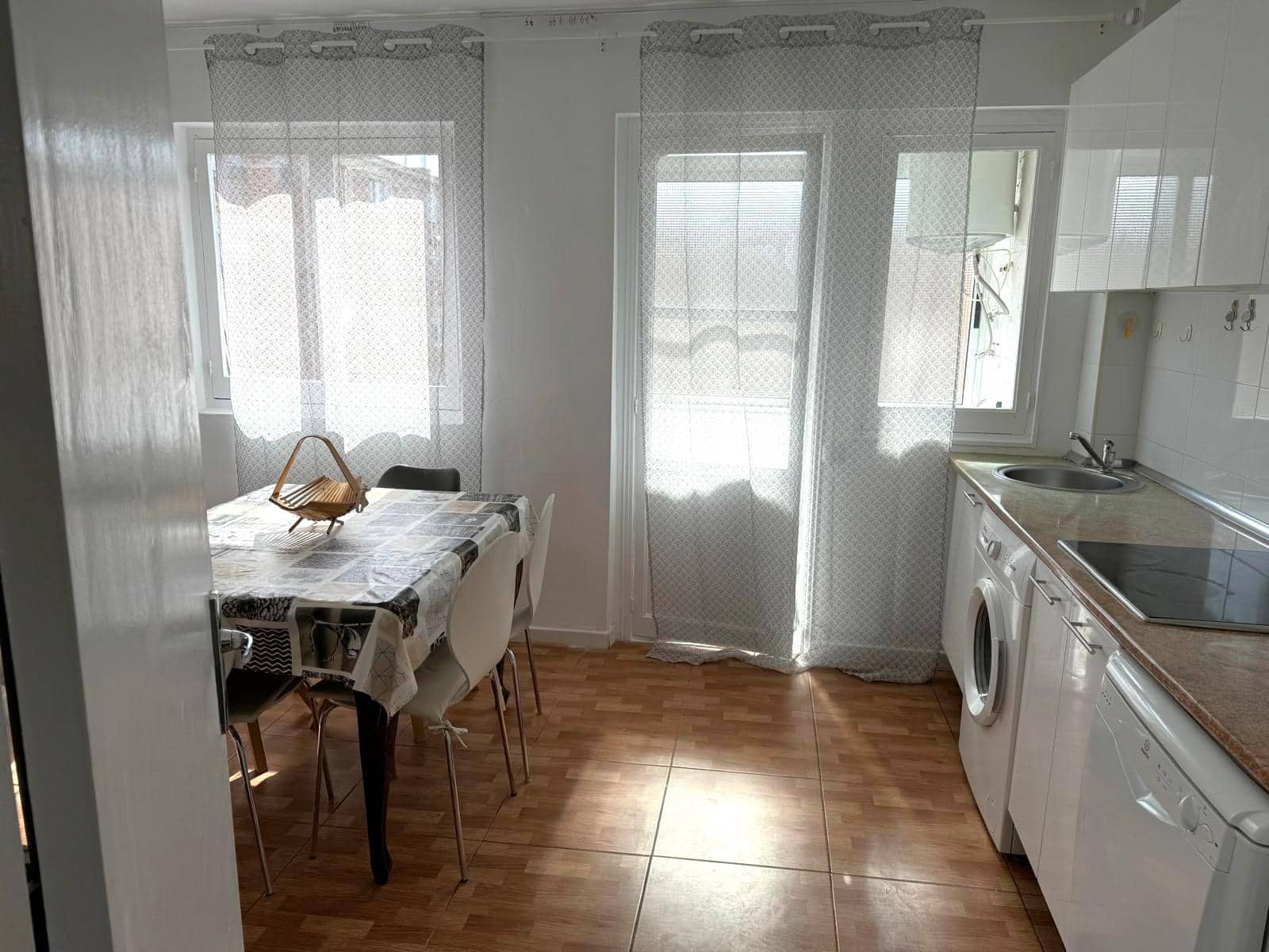 3 soverom Leilighet til salgs i Alicante by - € 87 900 (Ref: 8891439)