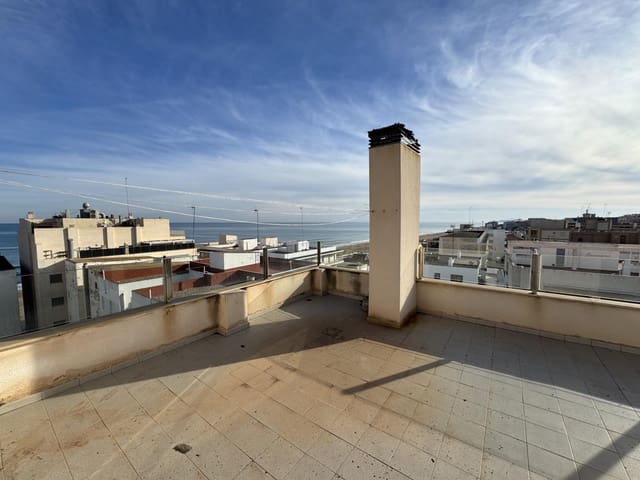 2 slaapkamer Flat te koop in Guardamar Playa, Guardamar del Segura - € 219.000 (Ref: 8931703)