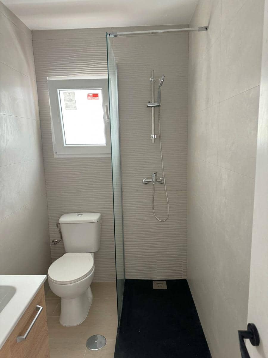 3 bedroom Apartment for sale in Alicante / Alacant city - € 98,900 (Ref: 8967297)