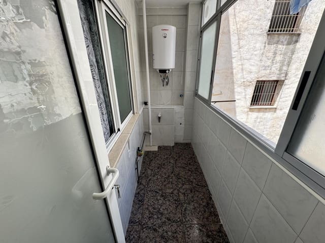 4 slaapkamer Flat te koop in Alicante stad - € 219.900 (Ref: 9072650)