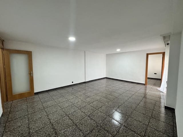 4 slaapkamer Flat te koop in Alicante stad - € 219.900 (Ref: 9072650)