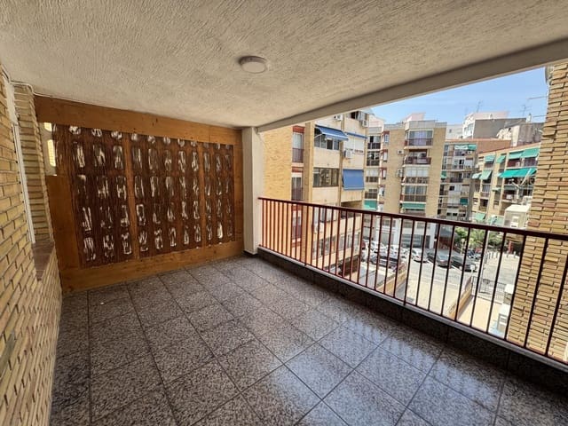 4 slaapkamer Flat te koop in Alicante stad - € 219.900 (Ref: 9072650)