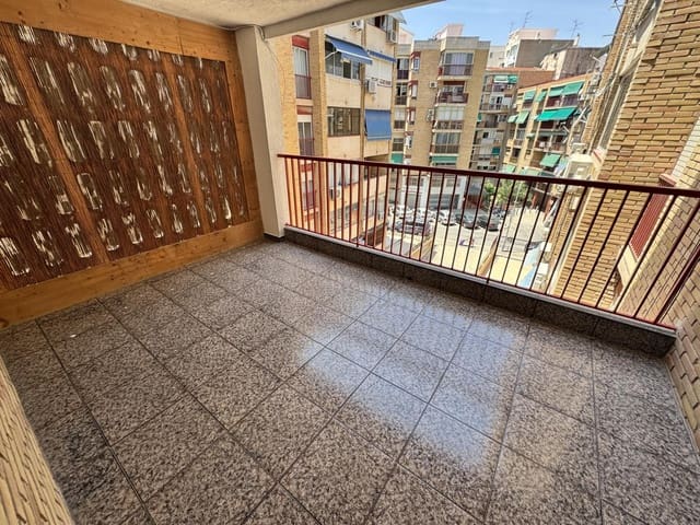 4 slaapkamer Flat te koop in Alicante stad - € 219.900 (Ref: 9072650)