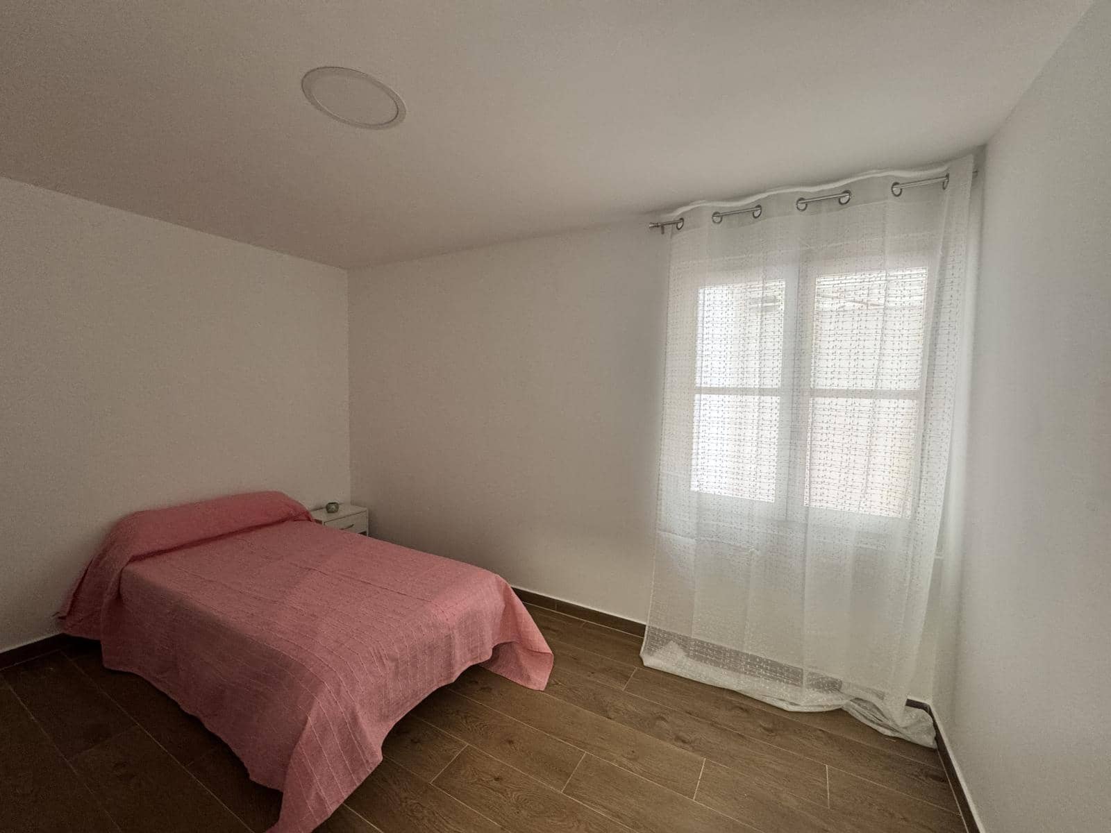 Piso de 3 habitaciones en Alicante / Alacant ciudad en venta - 105.900 € (Ref: 9142482)