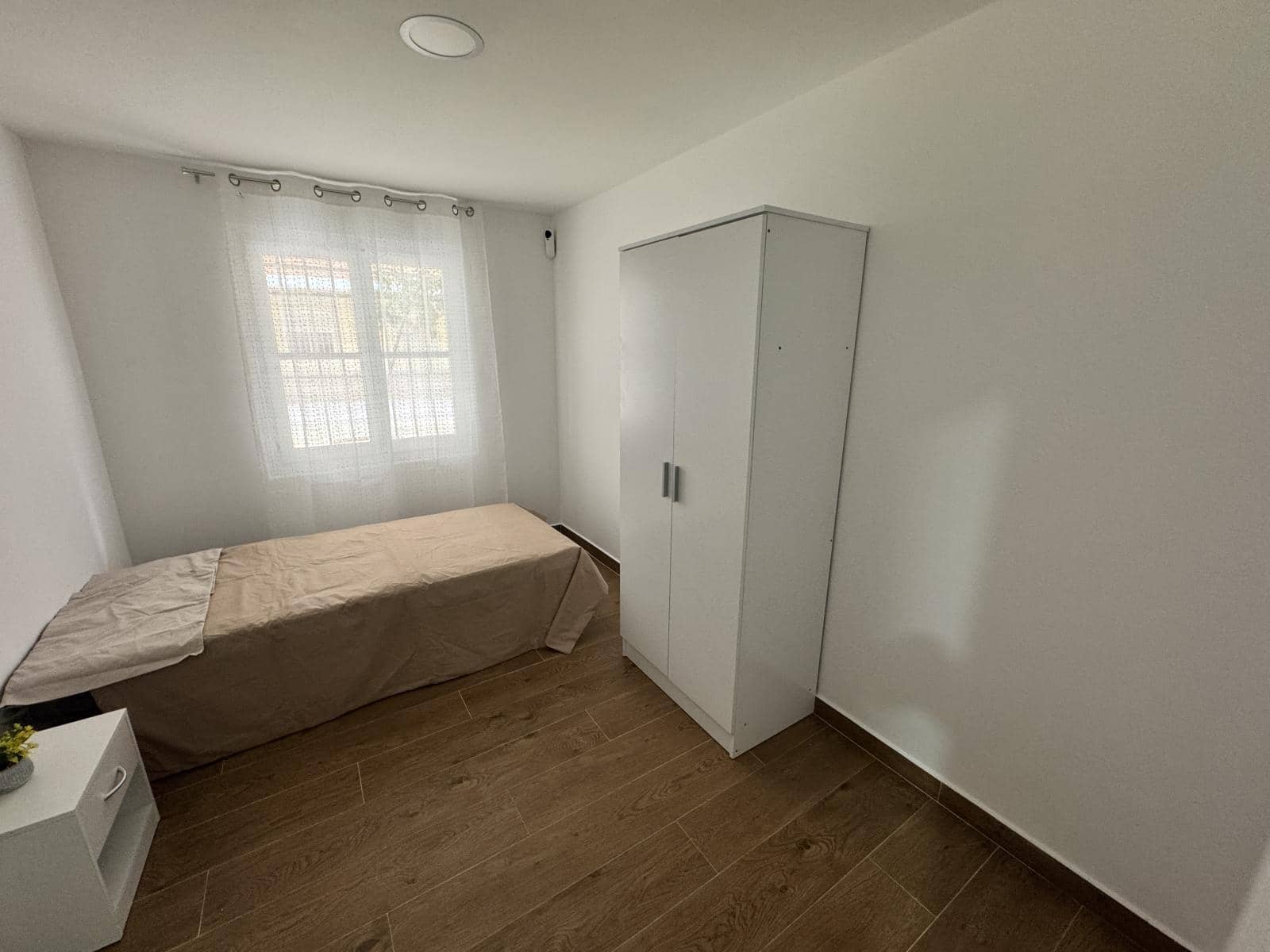 Piso de 3 habitaciones en Alicante / Alacant ciudad en venta - 105.900 € (Ref: 9142482)