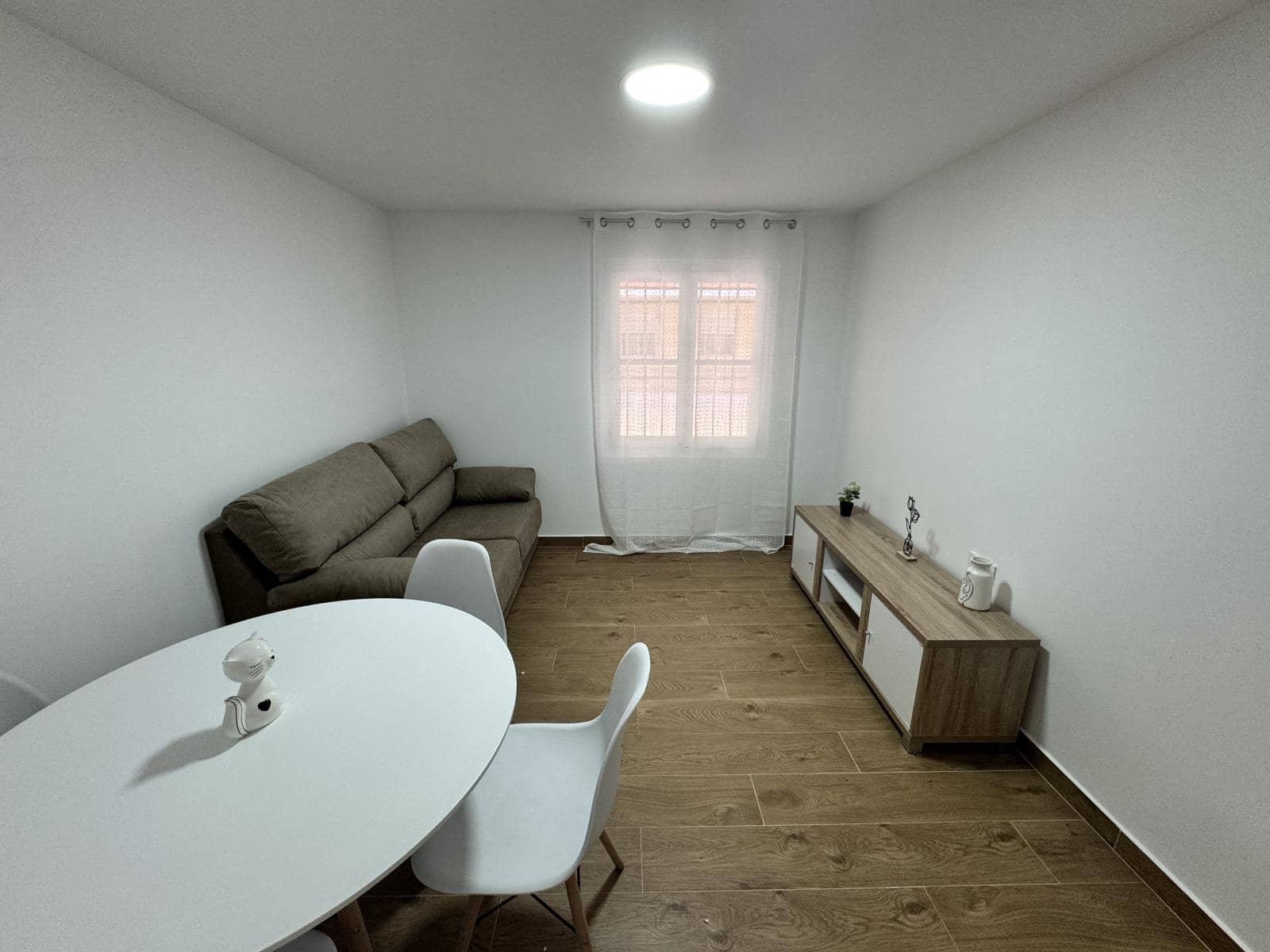 Piso de 3 habitaciones en Alicante / Alacant ciudad en venta - 105.900 € (Ref: 9142482)