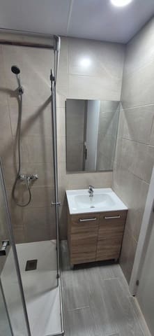 4 Zimmer Apartment zu verkaufen in Alicante / Alacant Stadt - 119.900 € (Ref: 9306913)