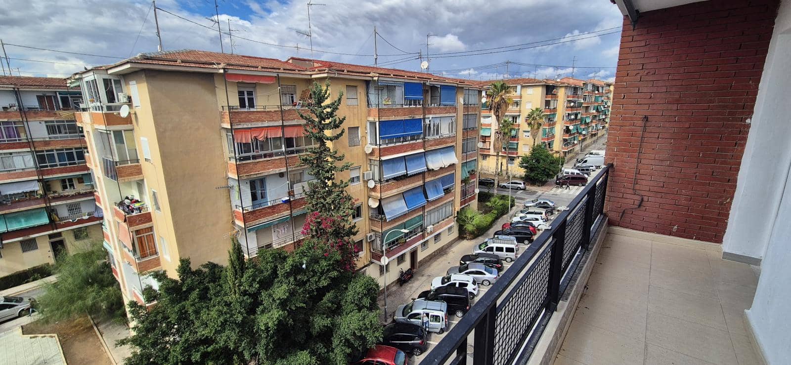 4 Zimmer Apartment zu verkaufen in Alicante / Alacant Stadt - 119.900 € (Ref: 9306913)