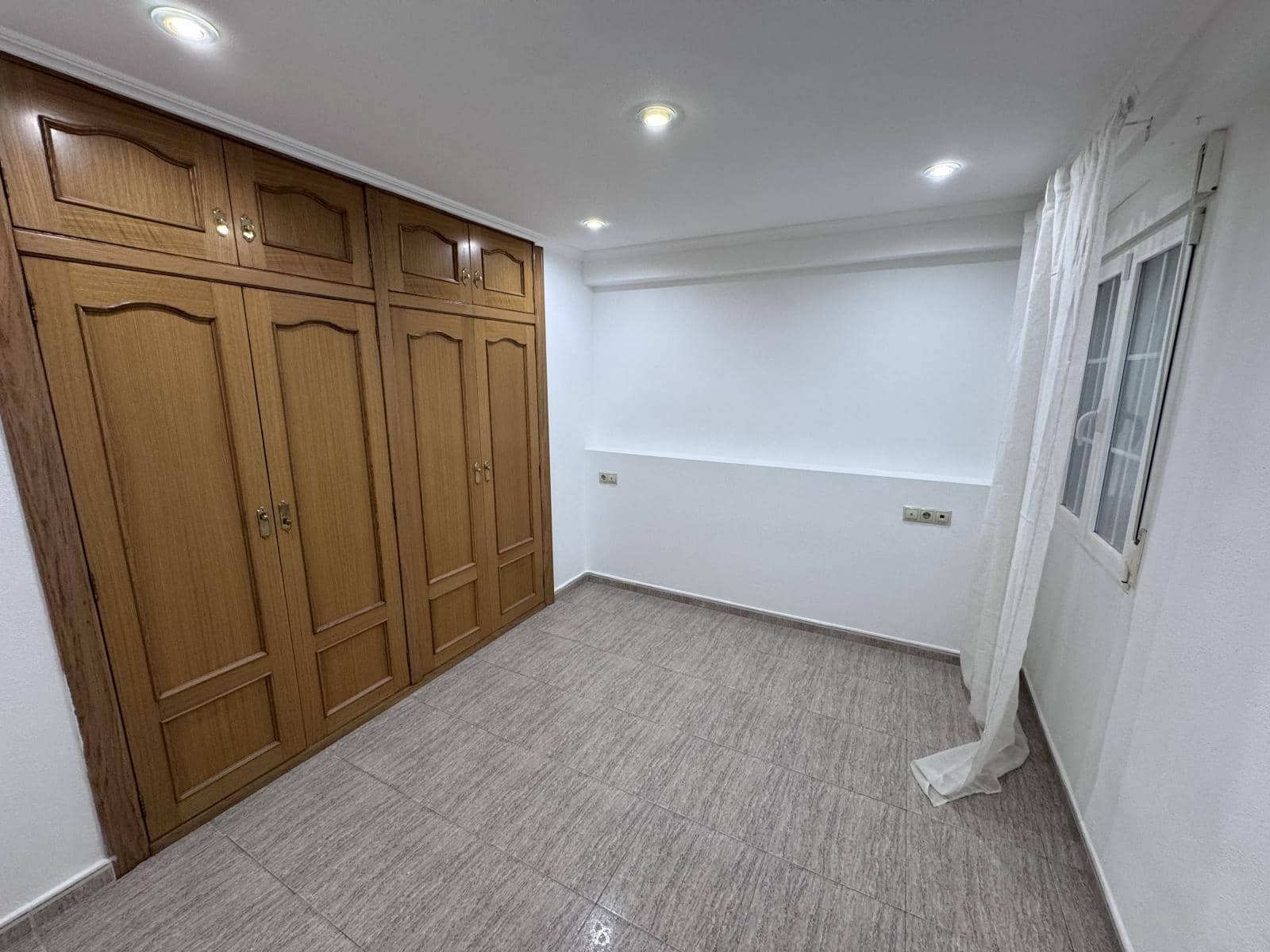 3 quarto Apartamento para venda em Alicante cidade - 165 000 € (Ref: 9401816)