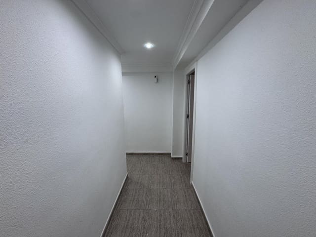 3 quarto Apartamento para venda em Alicante cidade - 165 000 € (Ref: 9401816)