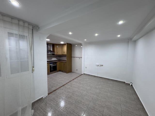 3 quarto Apartamento para venda em Alicante cidade - 165 000 € (Ref: 9401816)
