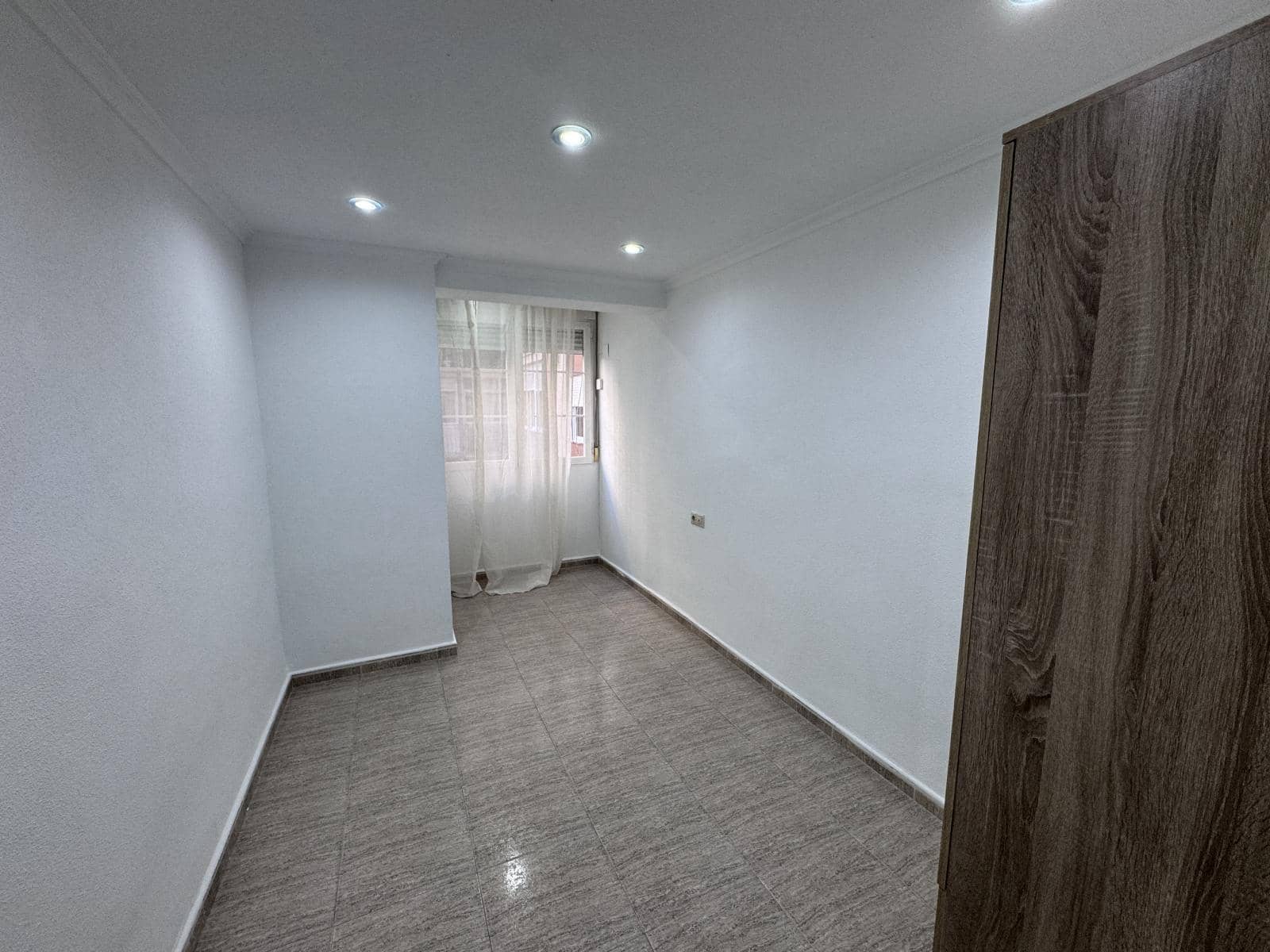 3 quarto Apartamento para venda em Alicante cidade - 165 000 € (Ref: 9401816)