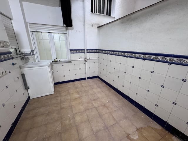 3 quarto Apartamento para venda em Alicante cidade - 165 000 € (Ref: 9401816)