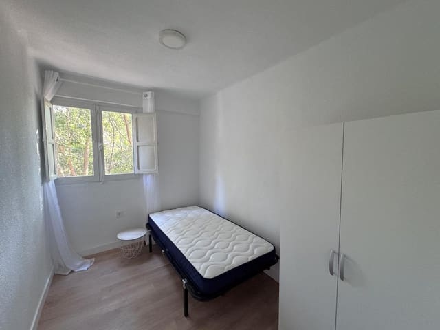 3 soverom Leilighet til salgs i Colonia Requena, Alicante by - € 88 000 (Ref: 9403161)