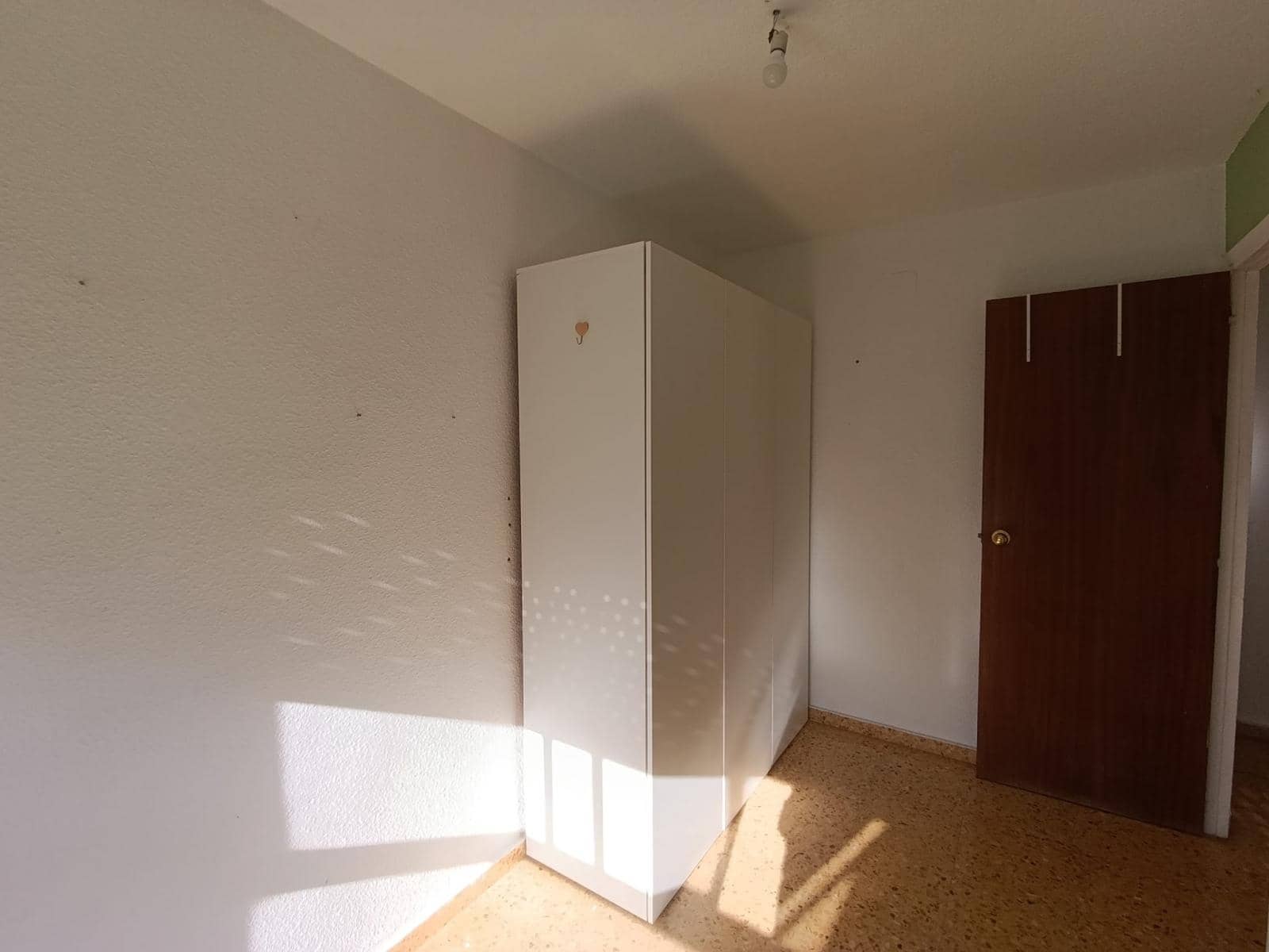 4 soveværelse Lejlighed til salg i Alicante by med swimmingpool - € 159.000 (Ref: 9403162)