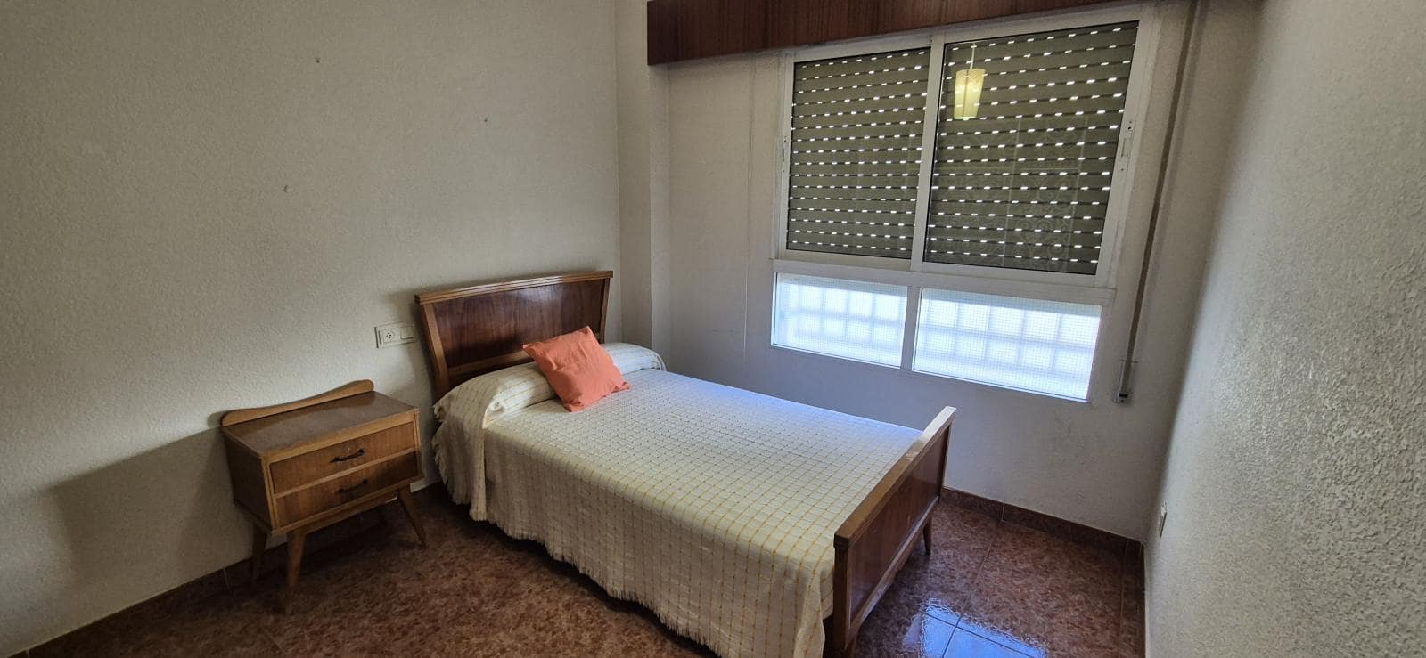 3 soveværelse Lejlighed til salg i Alicante by - € 189.000 (Ref: 9431921)