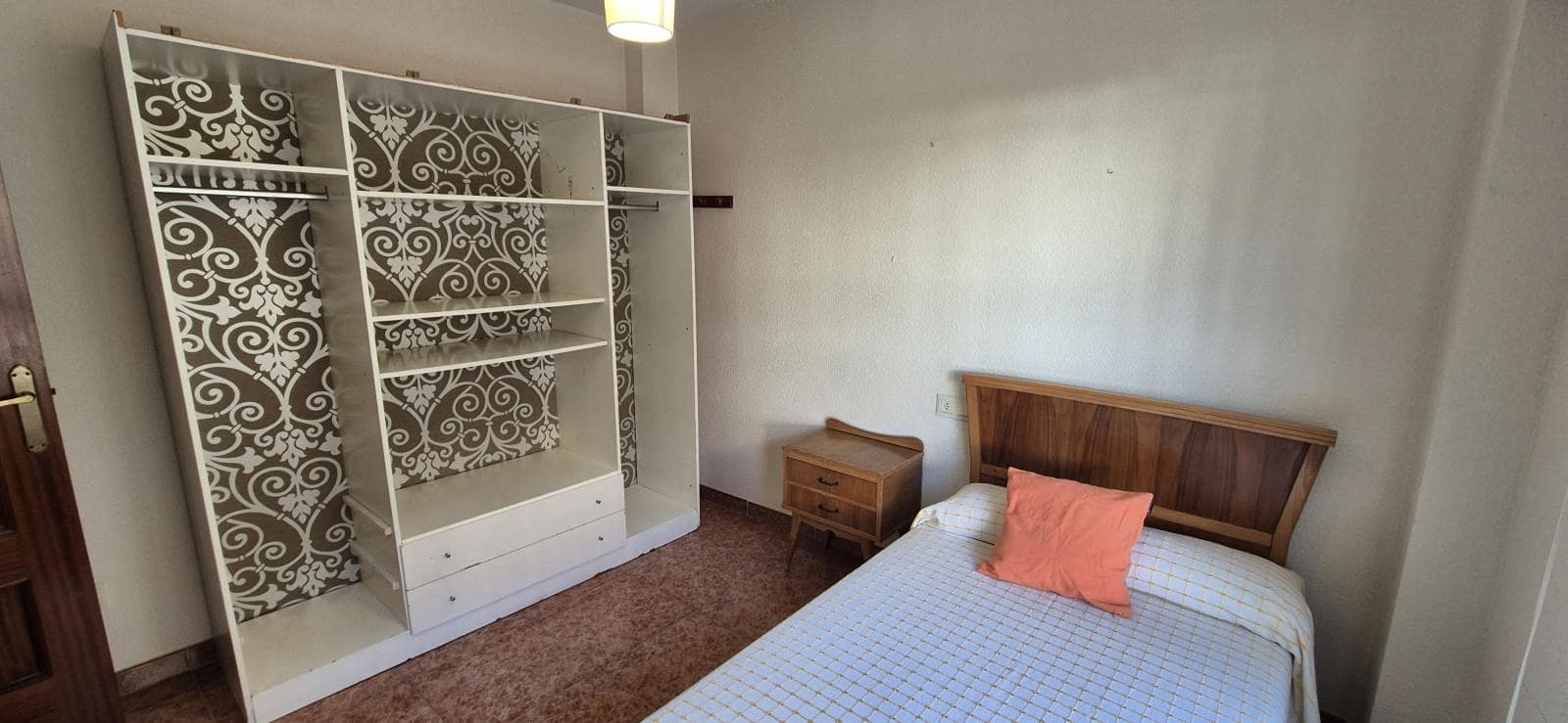 3 soveværelse Lejlighed til salg i Alicante by - € 189.000 (Ref: 9431921)