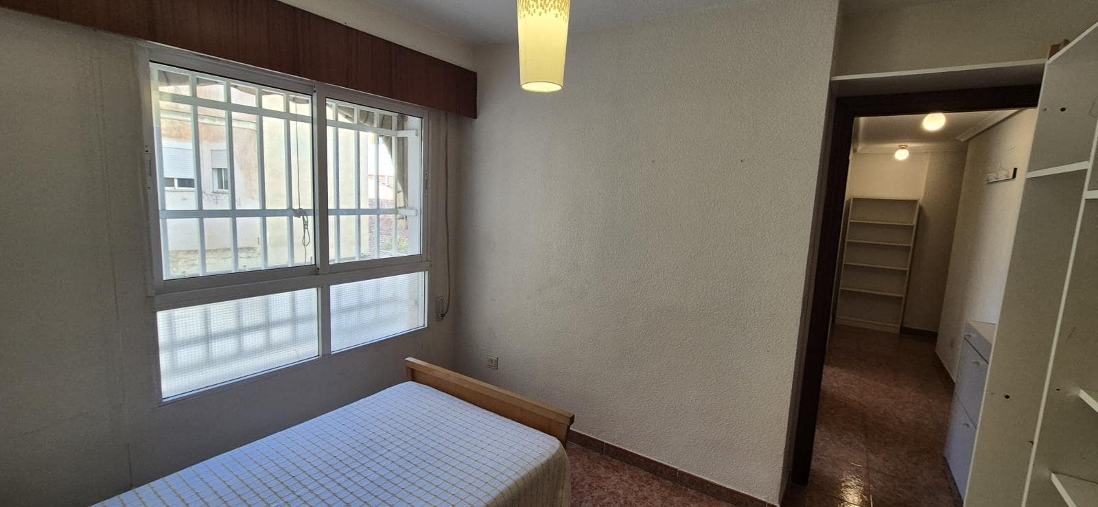 3 soveværelse Lejlighed til salg i Alicante by - € 189.000 (Ref: 9431921)