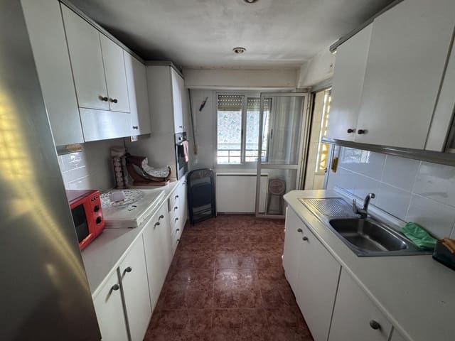 3 Zimmer Wohnung zu verkaufen in Alicante / Alacant Stadt - 129.900 € (Ref: 9453588)