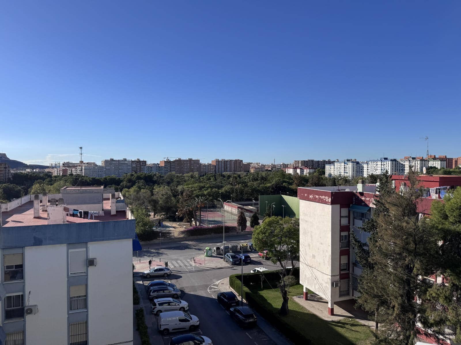 3 Zimmer Wohnung zu verkaufen in Alicante / Alacant Stadt - 129.900 € (Ref: 9453588)