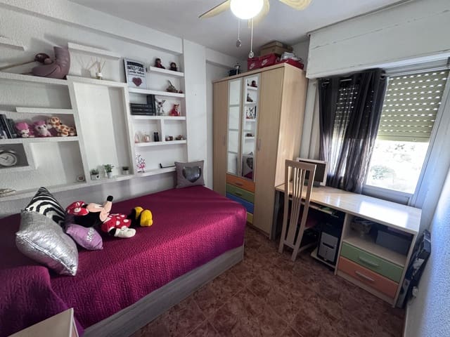 3 Zimmer Wohnung zu verkaufen in Alicante / Alacant Stadt - 129.900 € (Ref: 9453588)