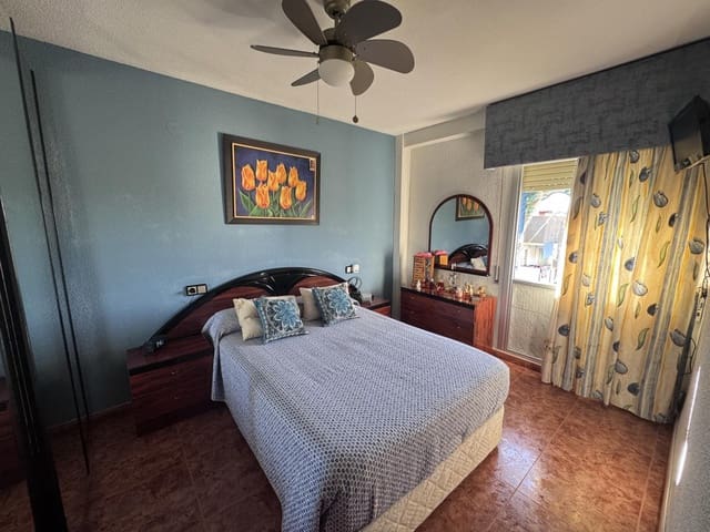 3 Zimmer Wohnung zu verkaufen in Alicante / Alacant Stadt - 129.900 € (Ref: 9453588)