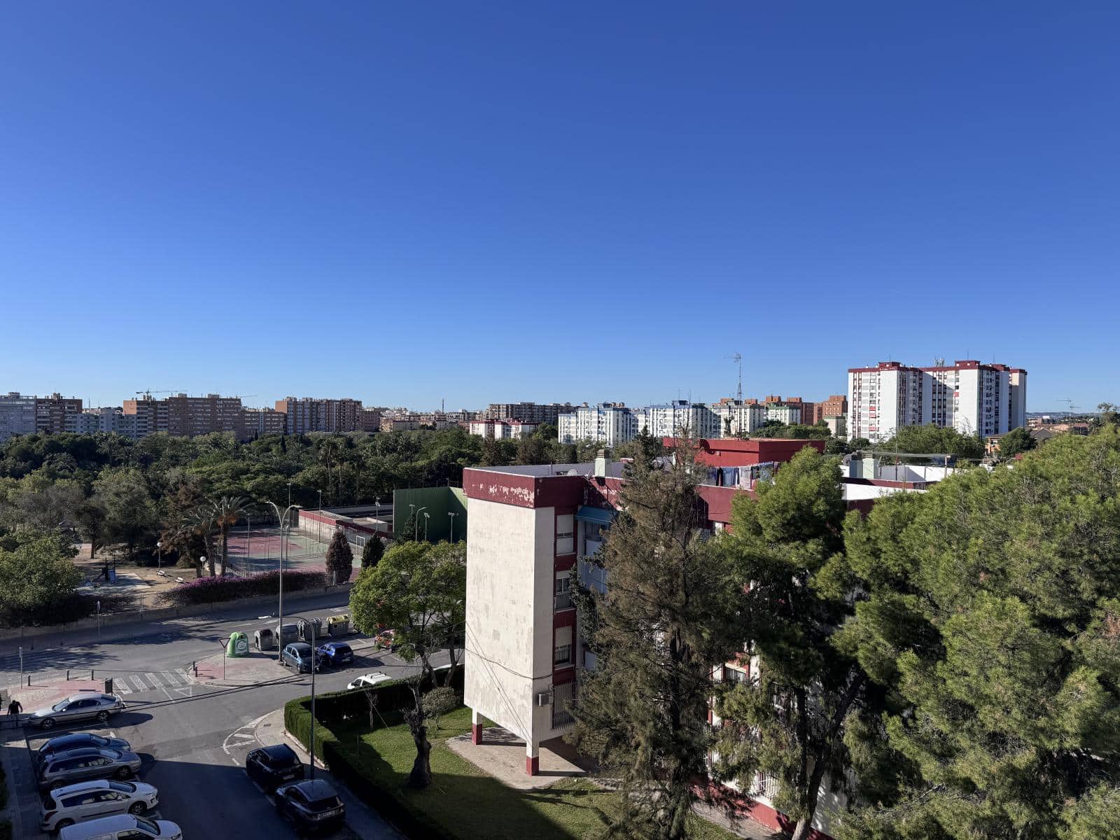 3 Zimmer Wohnung zu verkaufen in Alicante / Alacant Stadt - 129.900 € (Ref: 9453588)