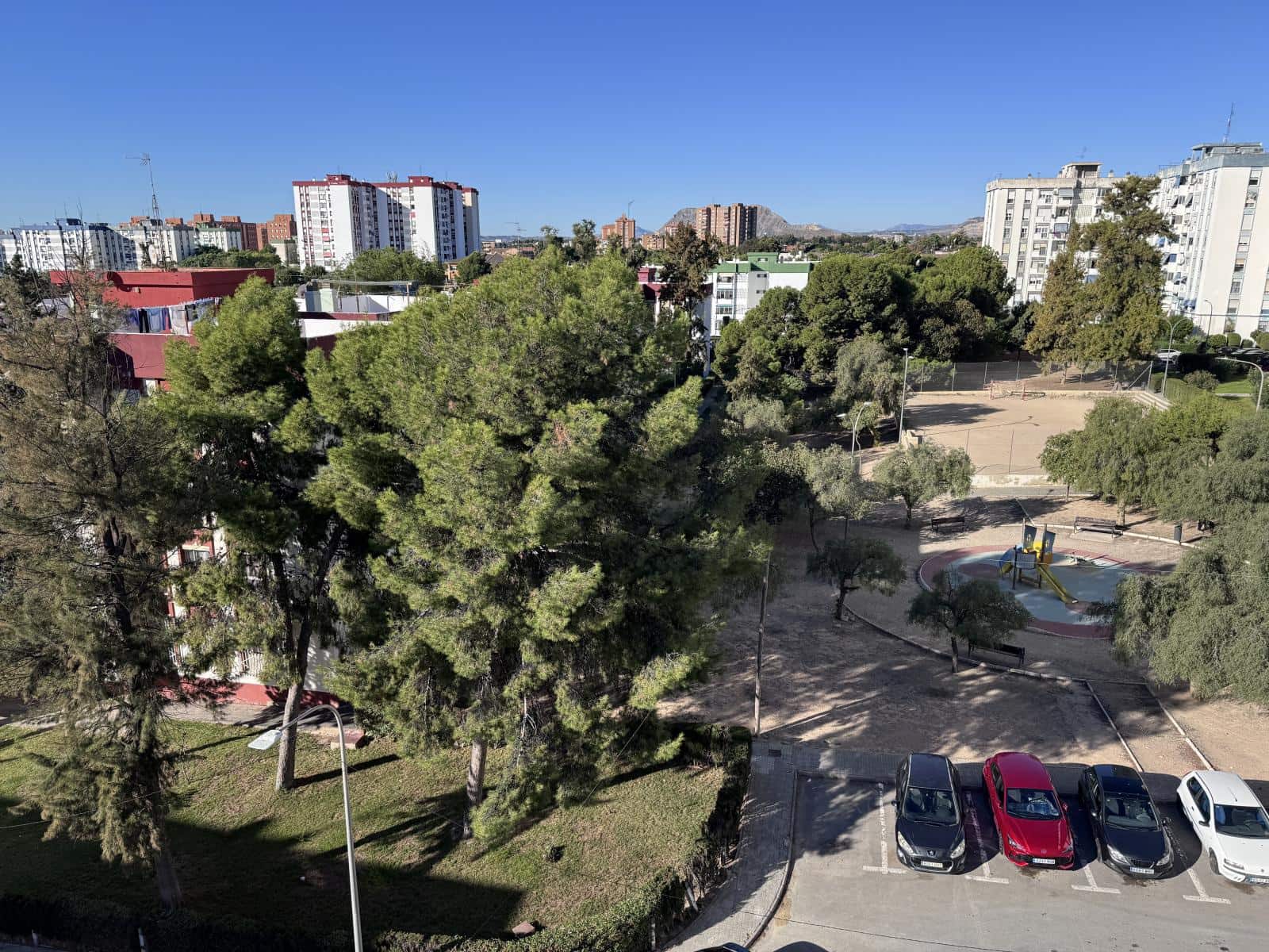 3 Zimmer Wohnung zu verkaufen in Alicante / Alacant Stadt - 129.900 € (Ref: 9453588)