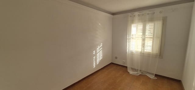 3 quarto Apartamento para venda em Alicante cidade - 125 000 € (Ref: 9453590)