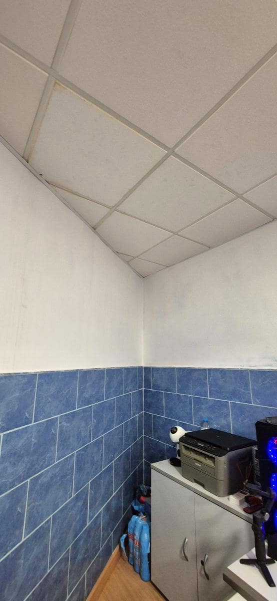 Local Commercial à vendre à Alicante ville - 110 000 € (Ref: 9453685)