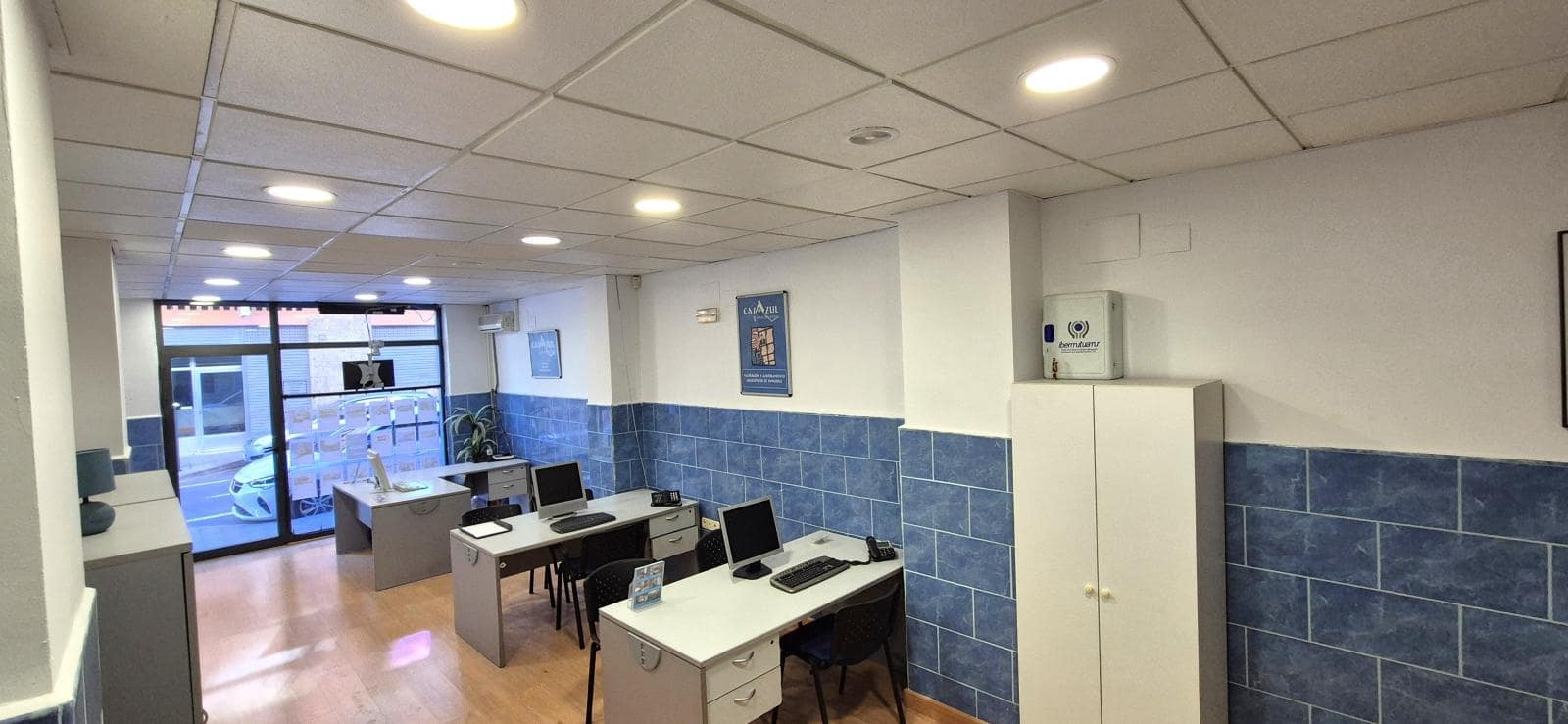 Local Commercial à vendre à Alicante ville - 110 000 € (Ref: 9453685)