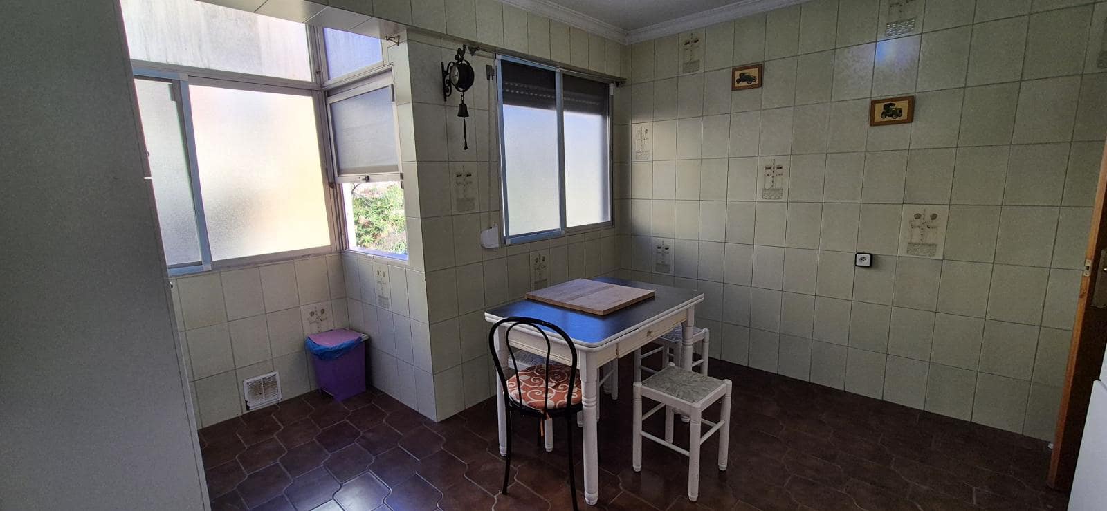 3 slaapkamer Flat te koop in Alicante stad - € 92.000 (Ref: 9454901)