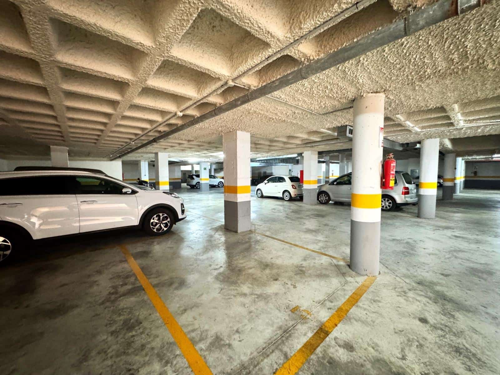 Garage à vendre à Alicante ville - 11 900 € (Ref: 9471299)