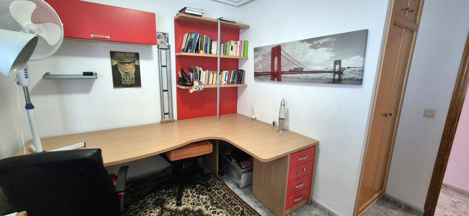 4 bedroom Flat for sale in Alicante / Alacant city with garage - € 146,000 (Ref: 9506982)