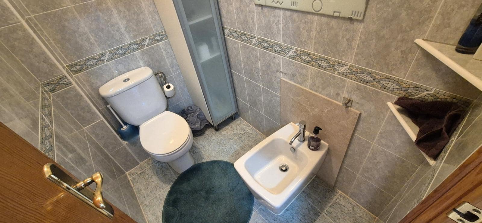 4 bedroom Flat for sale in Alicante / Alacant city with garage - € 146,000 (Ref: 9506982)